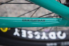 Sunday EX - Erik Elstran Signature (Gloss Billiard Green with 21" tt)