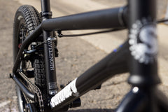Sunday Wavelength - Gary Young Signature (Matte Black with 21" tt in RHD/LHD)